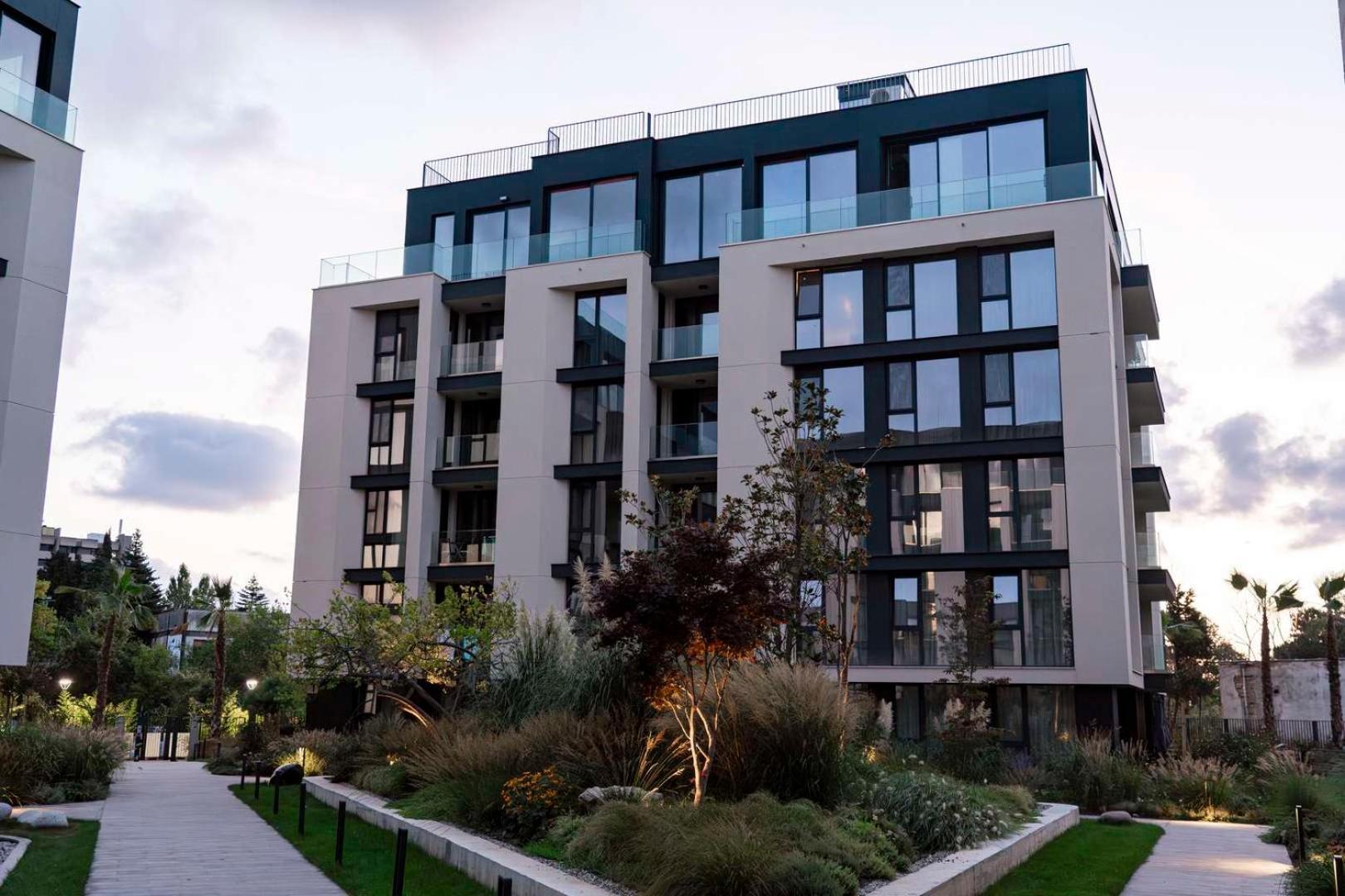 Free Parking Flats With Wifi And Pool *